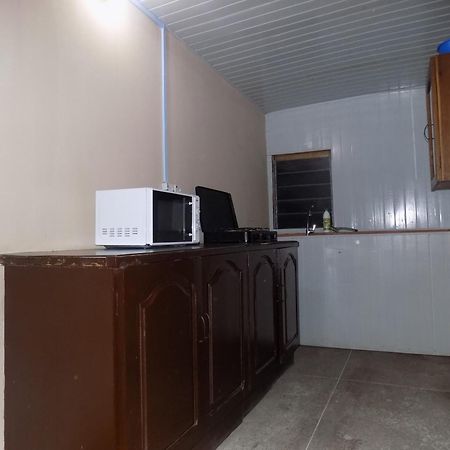 Posh Apartments And Hotel Ikeja Δωμάτιο φωτογραφία