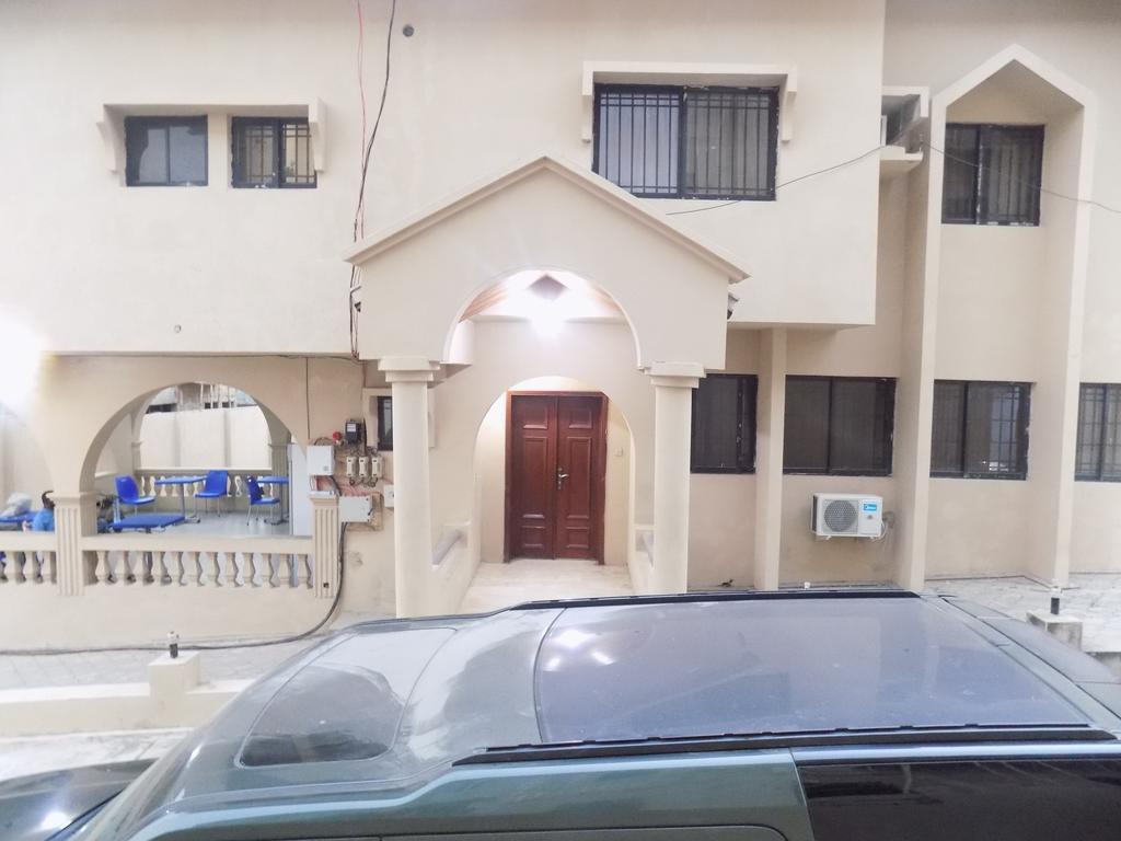 Posh Apartments And Hotel Ikeja Εξωτερικό φωτογραφία