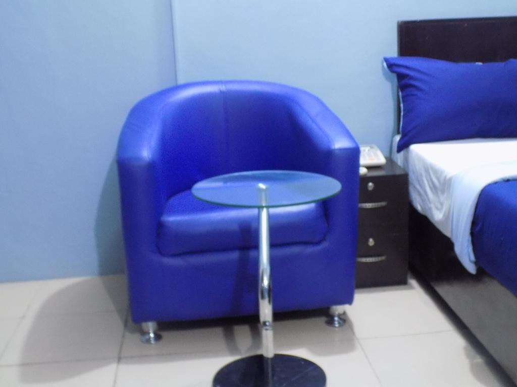 Posh Apartments And Hotel Ikeja Εξωτερικό φωτογραφία