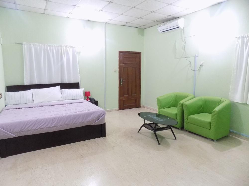 Posh Apartments And Hotel Ikeja Εξωτερικό φωτογραφία
